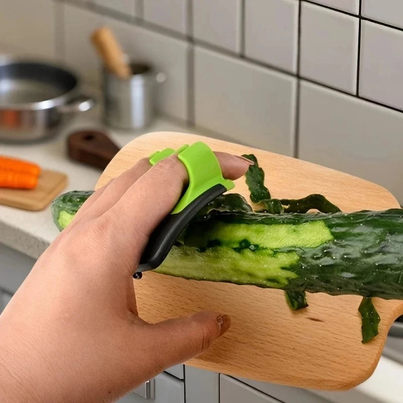 Finger Peeler Ring | Quick Vegetable Peeling Tool